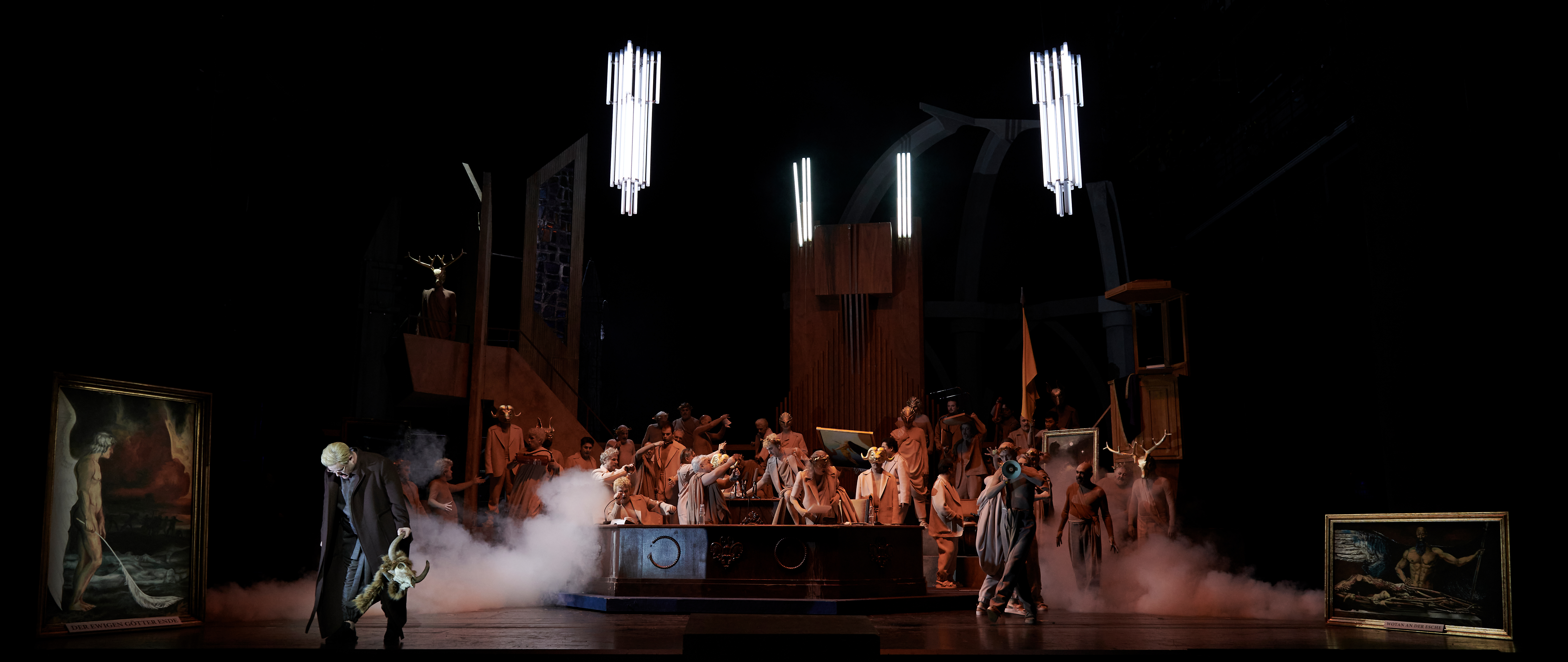 stutt_goetterdae_hpk0596