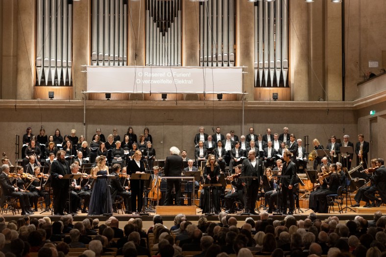 BRSO Idomeneo Rattle tutti 20231216 (c)BR-Astrid Ackermann